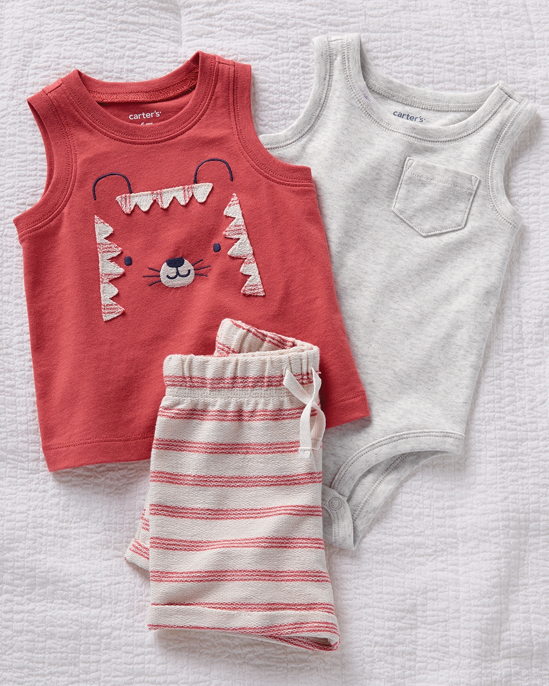 Set Pantaloni Scurti Si Tricou Barbati 56 Set 3 piese body tricou si pantaloni scurti Tigru