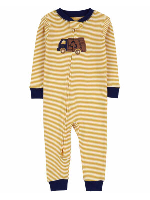 Pijama cu dungi si camion
