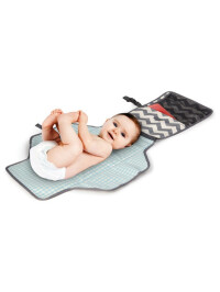 Skip Hop Statie de schimbat - Pronto Signature Chevron